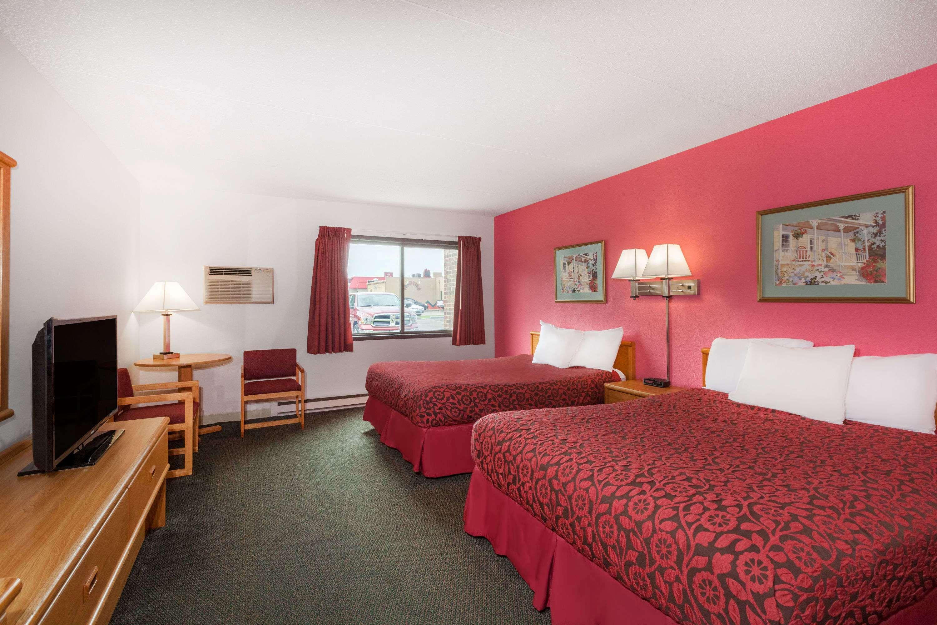 Days Inn By Wyndham Mason City Exteriör bild